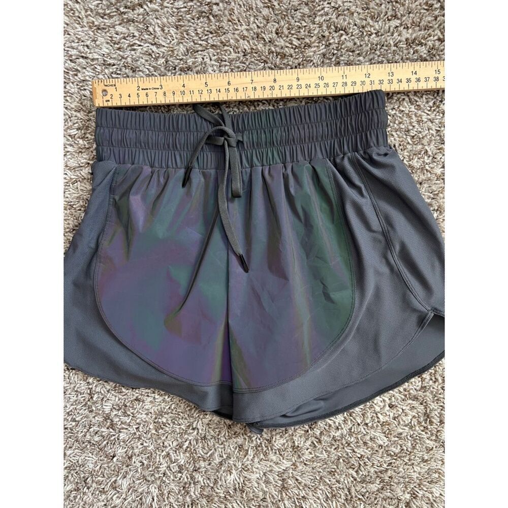 Like New! Curves N Combatboots Holographic Metallic Running Shorts S - Picture 10 of 12